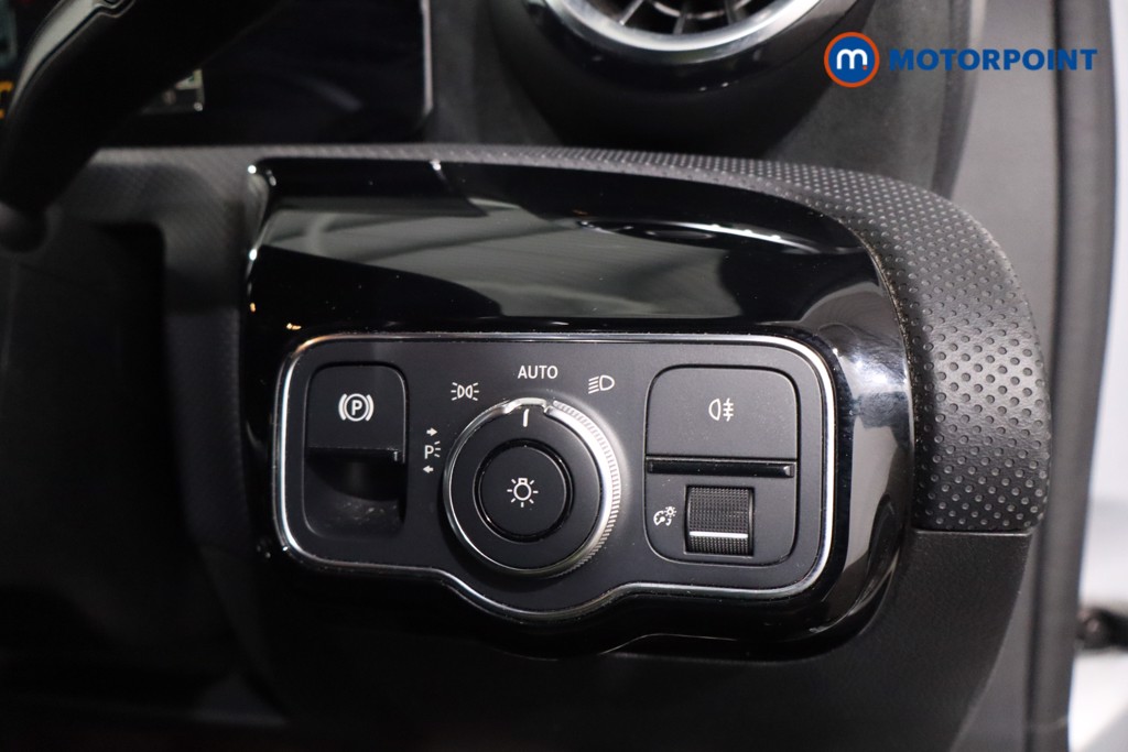 Mercedes-Benz A Class Amg Line Automatic Petrol Saloon - Stock Number (1644189) - 17th supplementary image