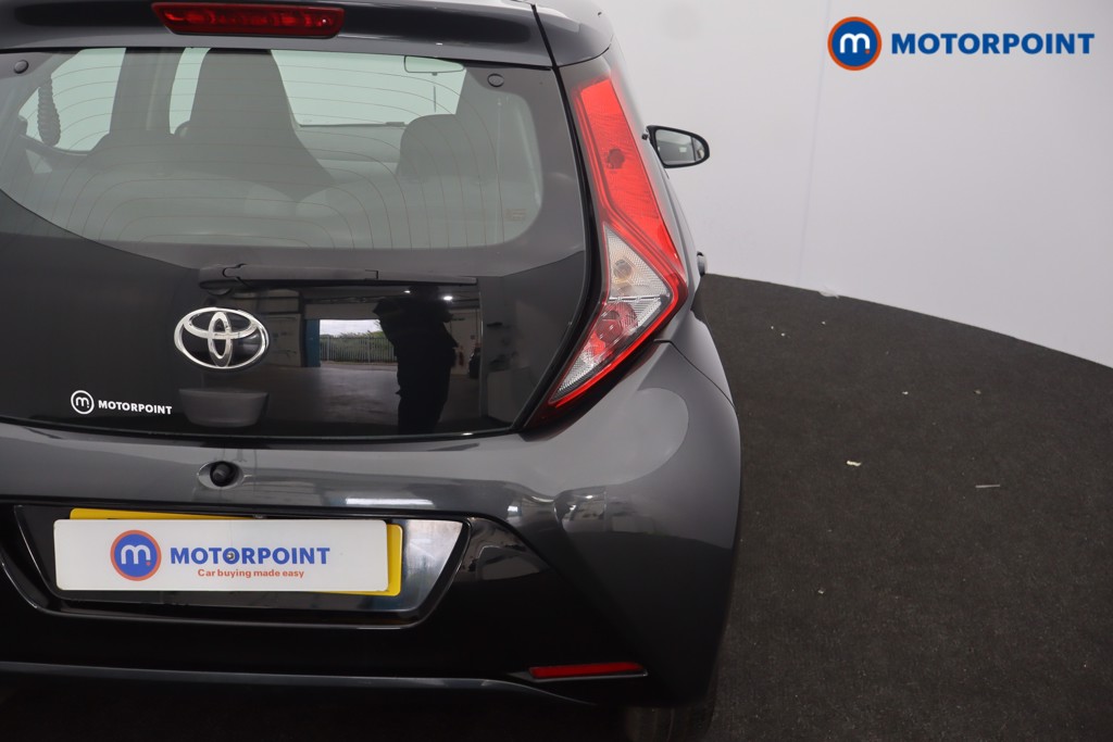 Toyota Aygo X-Play Manual Petrol Hatchback - Stock Number (1633913) - 27th supplementary image