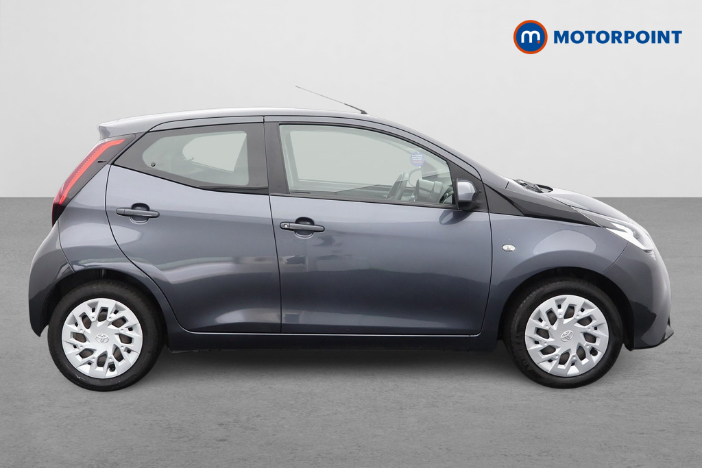 Toyota Aygo X-Play Manual Petrol Hatchback - Stock Number (1633913) - Drivers side