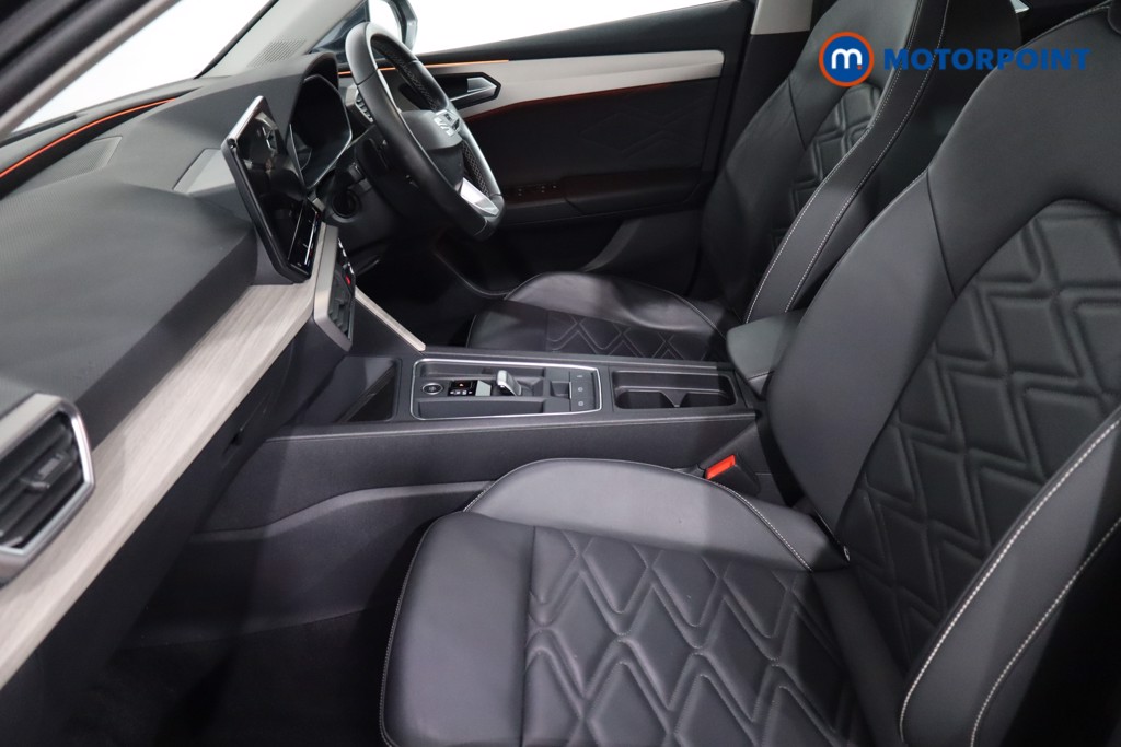 Seat Leon Xcellence Lux Automatic Petrol Hatchback - Stock Number (1634345) - 4th supplementary image