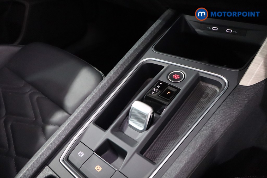 Seat Leon Xcellence Lux Automatic Petrol Hatchback - Stock Number (1634345) - 19th supplementary image