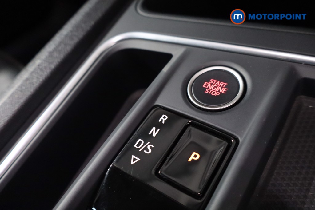Seat Leon Xcellence Lux Automatic Petrol Hatchback - Stock Number (1634345) - 20th supplementary image