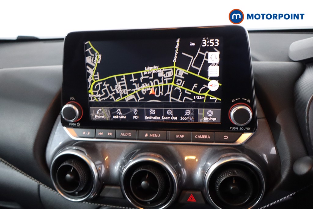 Nissan Juke N-Connecta Manual Petrol SUV - Stock Number (1635823) - 2nd supplementary image