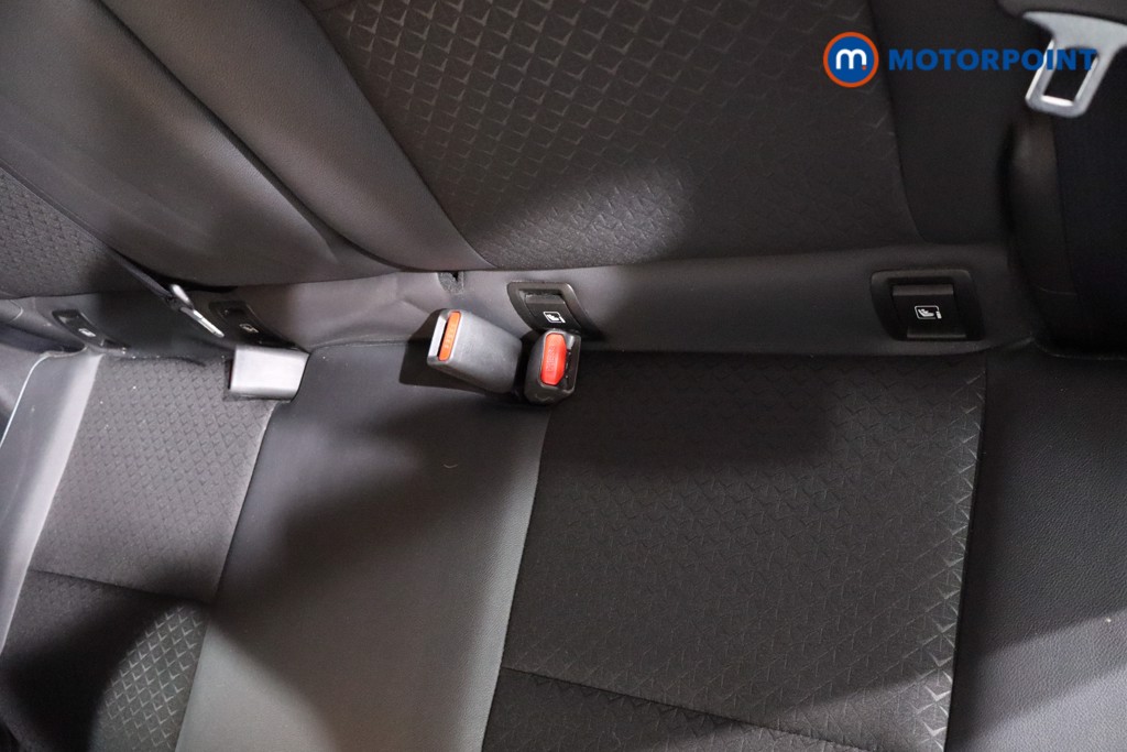 Nissan Juke N-Connecta Manual Petrol SUV - Stock Number (1635823) - 25th supplementary image