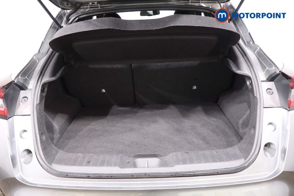 Nissan Juke N-Connecta Manual Petrol SUV - Stock Number (1635823) - 36th supplementary image