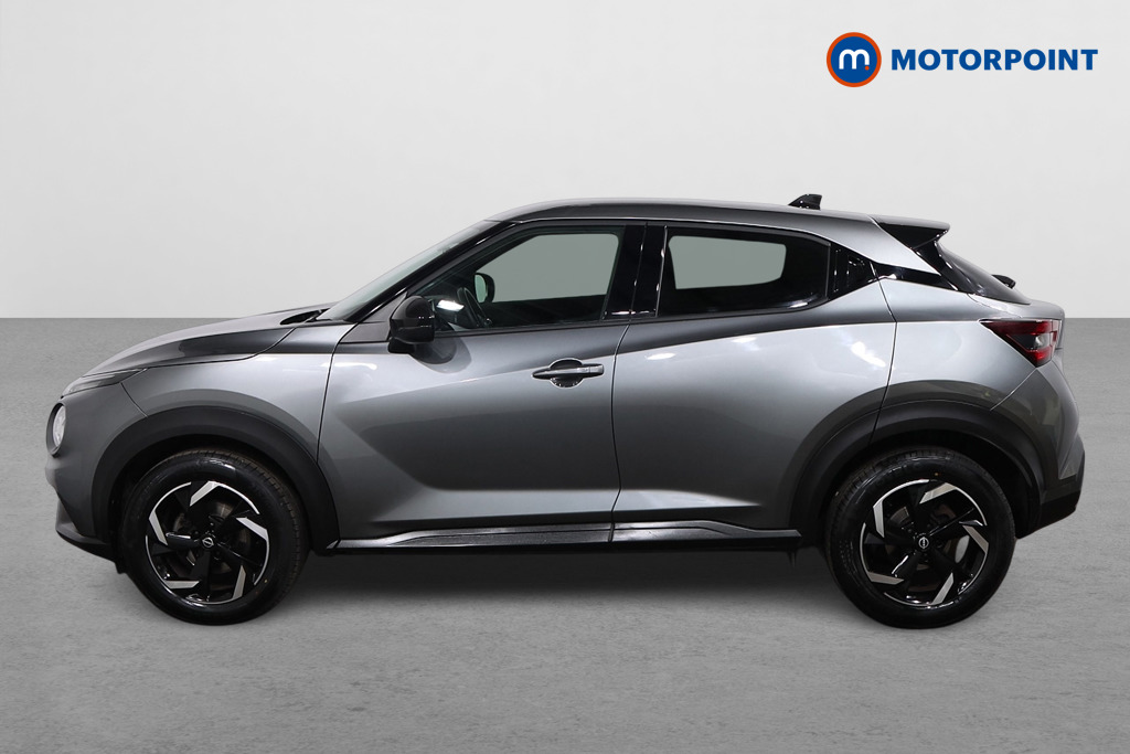 Nissan Juke N-Connecta Manual Petrol SUV - Stock Number (1635823) - Passenger side