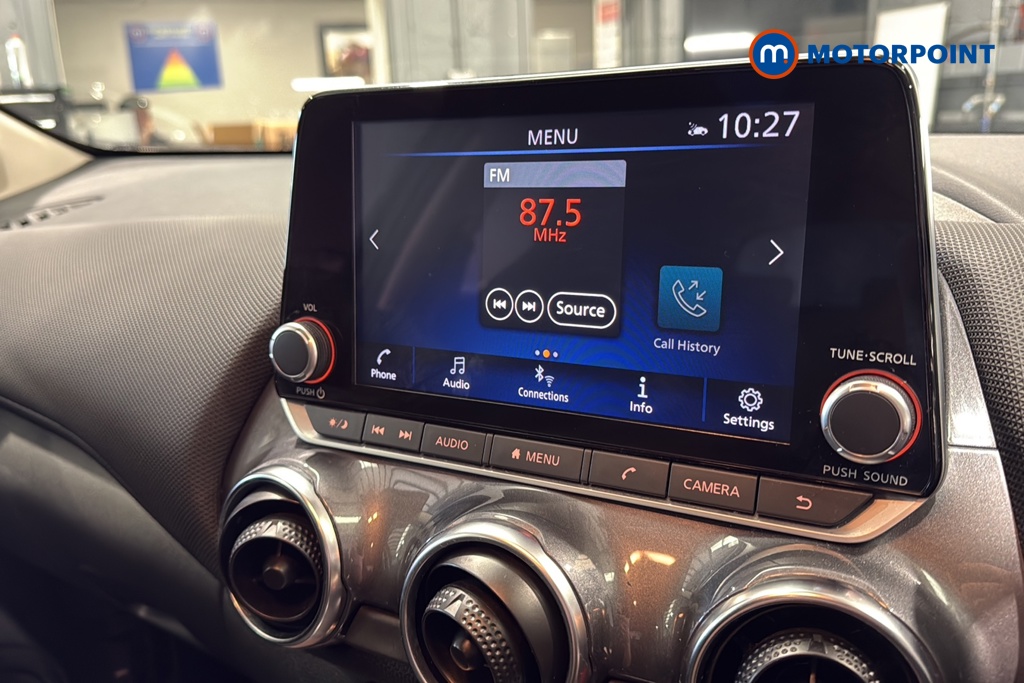 Nissan Juke Acenta Automatic Petrol SUV - Stock Number (1639434) - 8th supplementary image