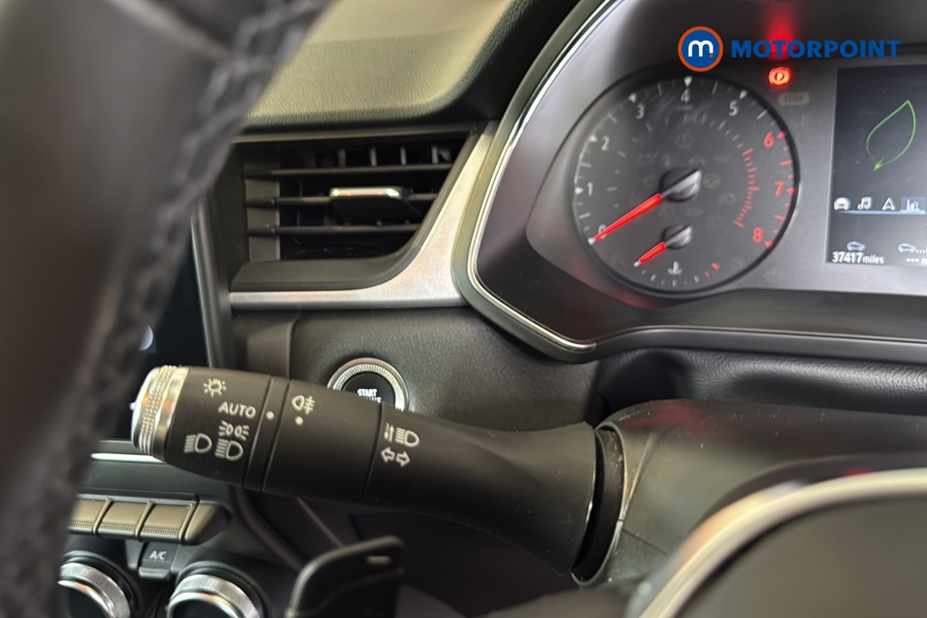 Renault Captur Iconic Automatic Petrol SUV - Stock Number (1640327) - 11th supplementary image