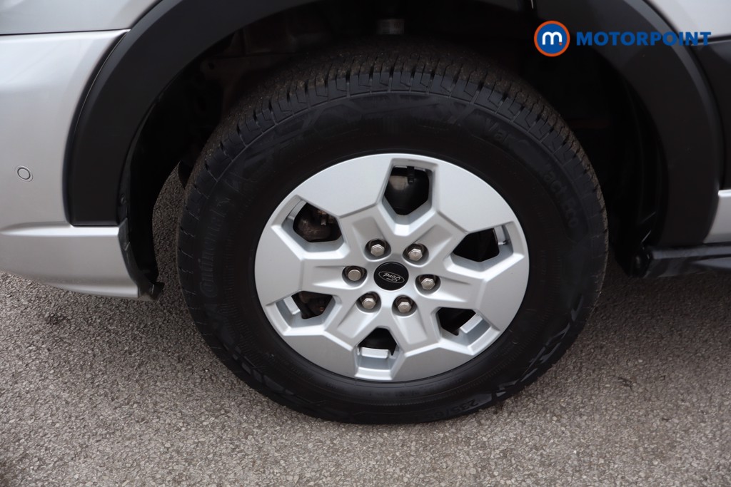 Ford Transit Limited Automatic Diesel Medium Roof Van - Stock Number (1640330) - 9th supplementary image