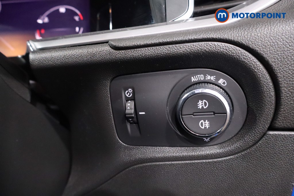 Vauxhall Grandland Ultimate Manual Petrol SUV - Stock Number (1642320) - 17th supplementary image