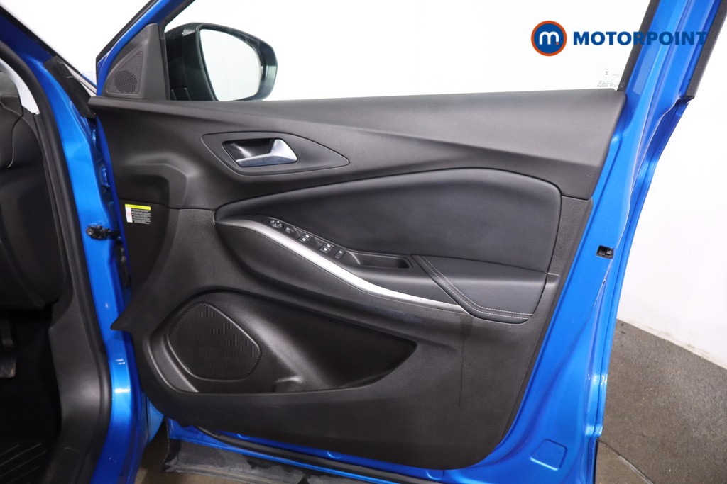 Vauxhall Grandland Ultimate Manual Petrol SUV - Stock Number (1642320) - 22nd supplementary image