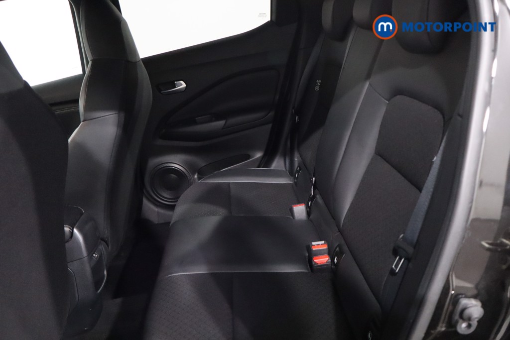 Nissan Juke N-Connecta Manual Petrol SUV - Stock Number (1642487) - 5th supplementary image