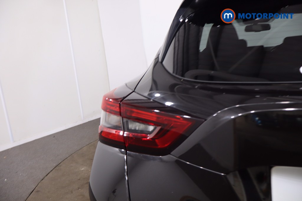 Nissan Juke N-Connecta Manual Petrol SUV - Stock Number (1642487) - 32nd supplementary image