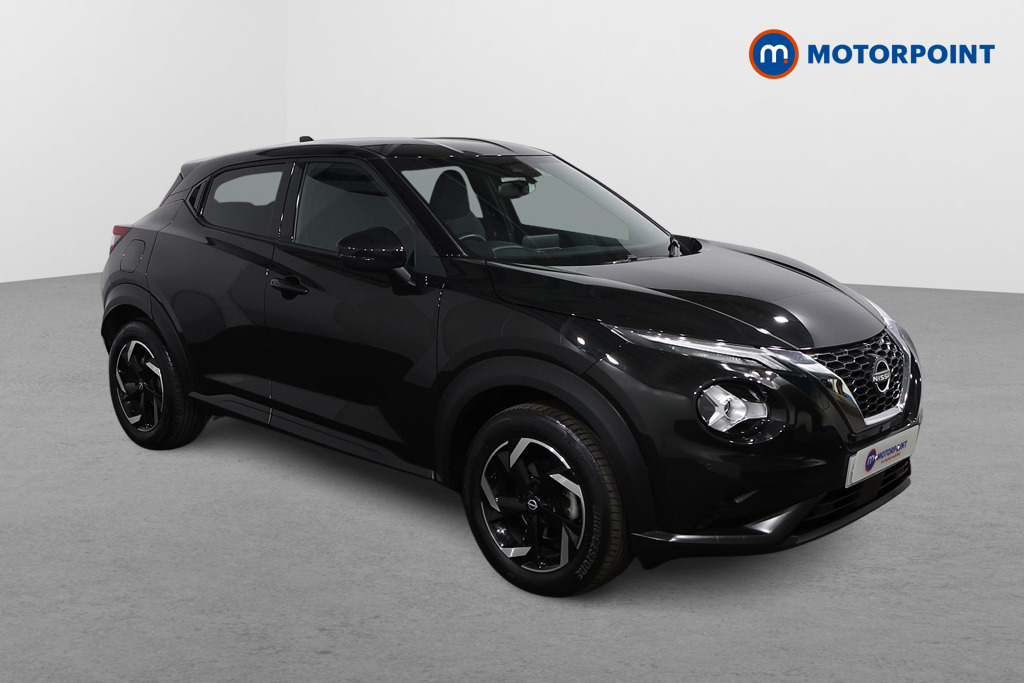 Nissan Juke N-Connecta Manual Petrol SUV - Stock Number (1642487) - Drivers side front corner