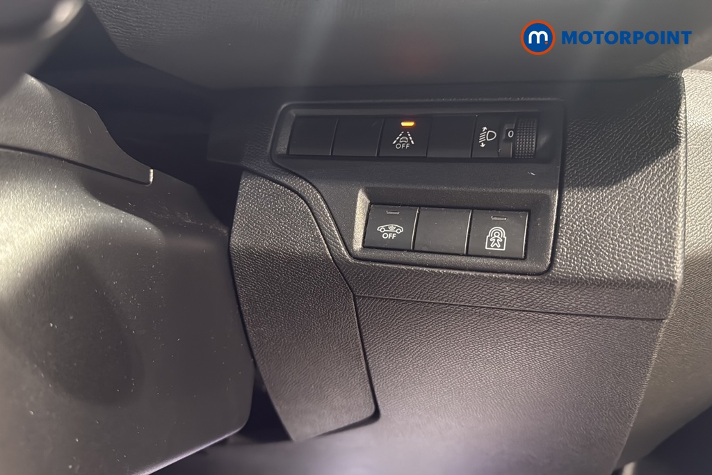 Peugeot 3008 Allure Premium Manual Diesel SUV - Stock Number (1644316) - 11th supplementary image