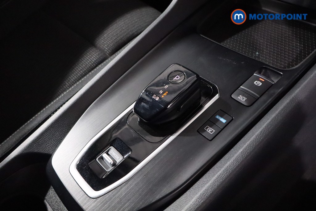 Nissan Qashqai Acenta Premium Automatic Petrol-Electric Hybrid SUV - Stock Number (1644338) - 16th supplementary image