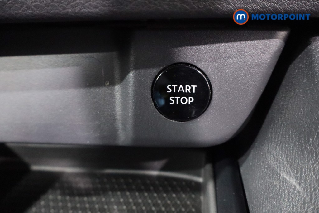 Nissan Qashqai Acenta Premium Automatic Petrol-Electric Hybrid SUV - Stock Number (1644338) - 18th supplementary image