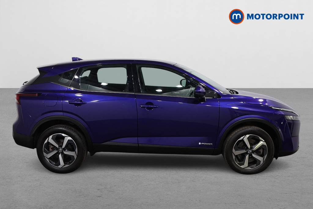 Nissan Qashqai Acenta Premium Automatic Petrol-Electric Hybrid SUV - Stock Number (1644338) - Drivers side