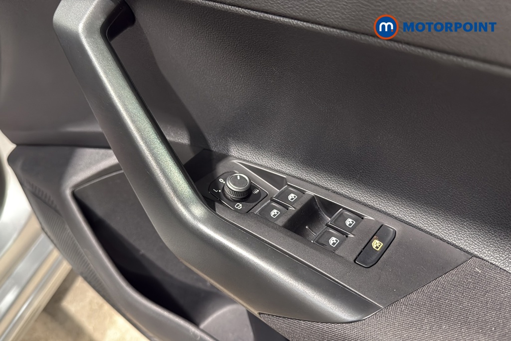 Volkswagen Polo Style Manual Petrol Hatchback - Stock Number (1644962) - 19th supplementary image