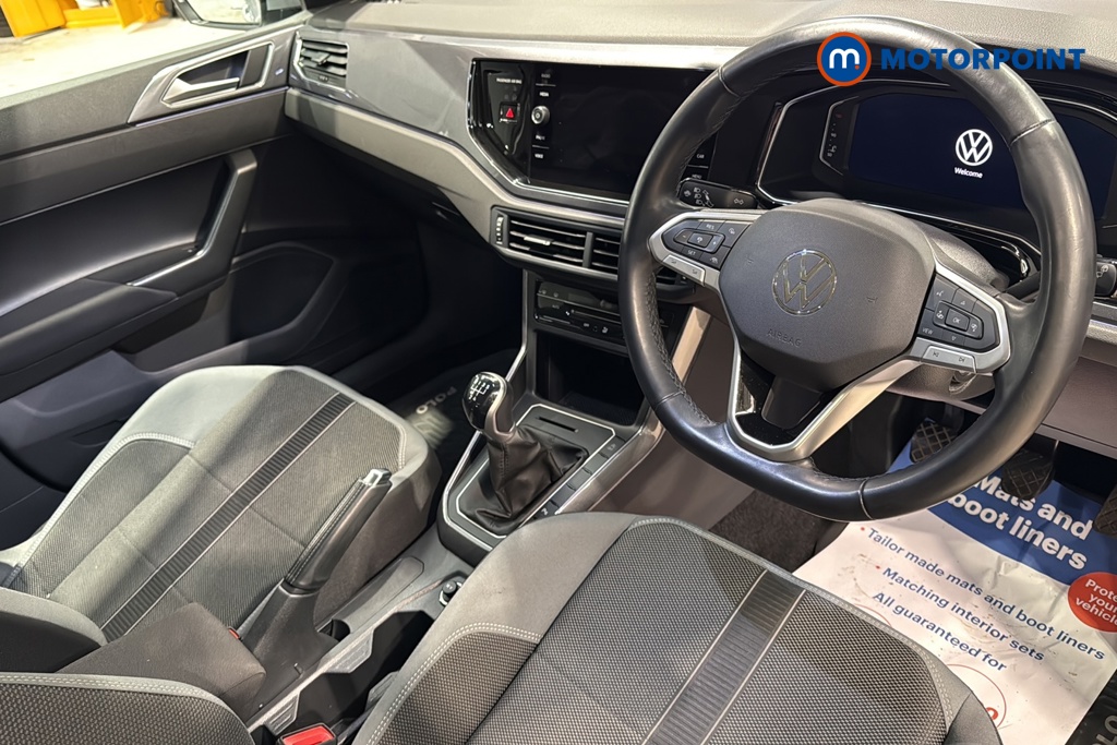 Volkswagen Polo Style Manual Petrol Hatchback - Stock Number (1644962) - 1st supplementary image