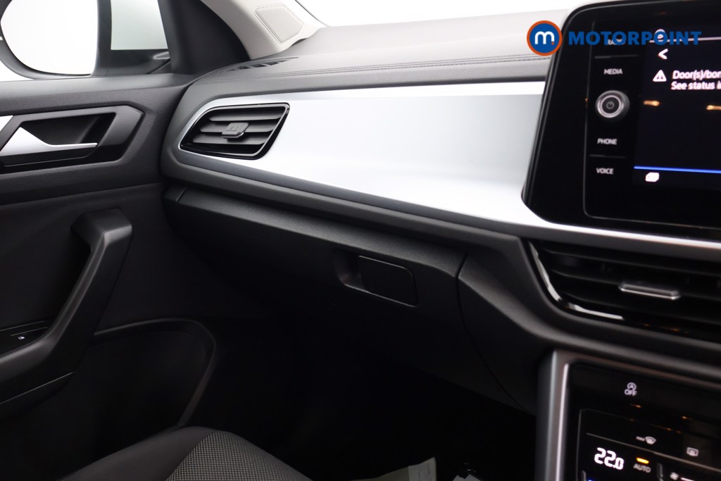 Volkswagen T-Roc Life Automatic Petrol SUV - Stock Number (1633480) - 10th supplementary image