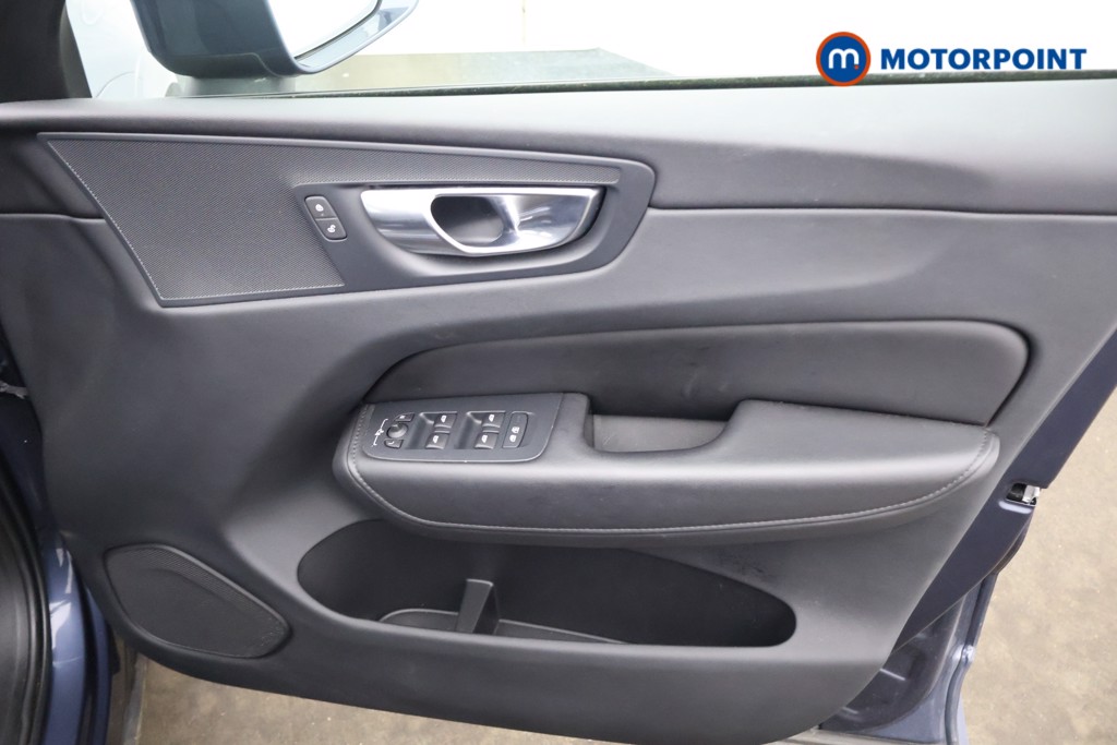 Volvo Xc60 Core Automatic Petrol SUV - Stock Number (1635119) - 11th supplementary image