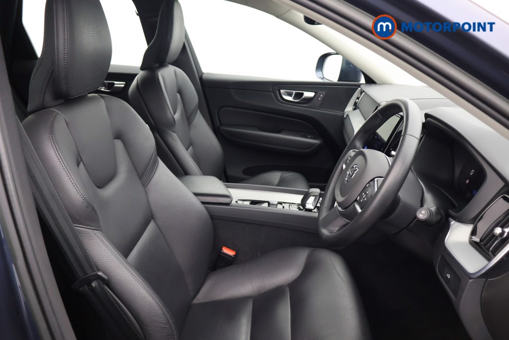Volvo Xc60 Core Automatic Petrol SUV - Stock Number (1635119) - 13th supplementary image