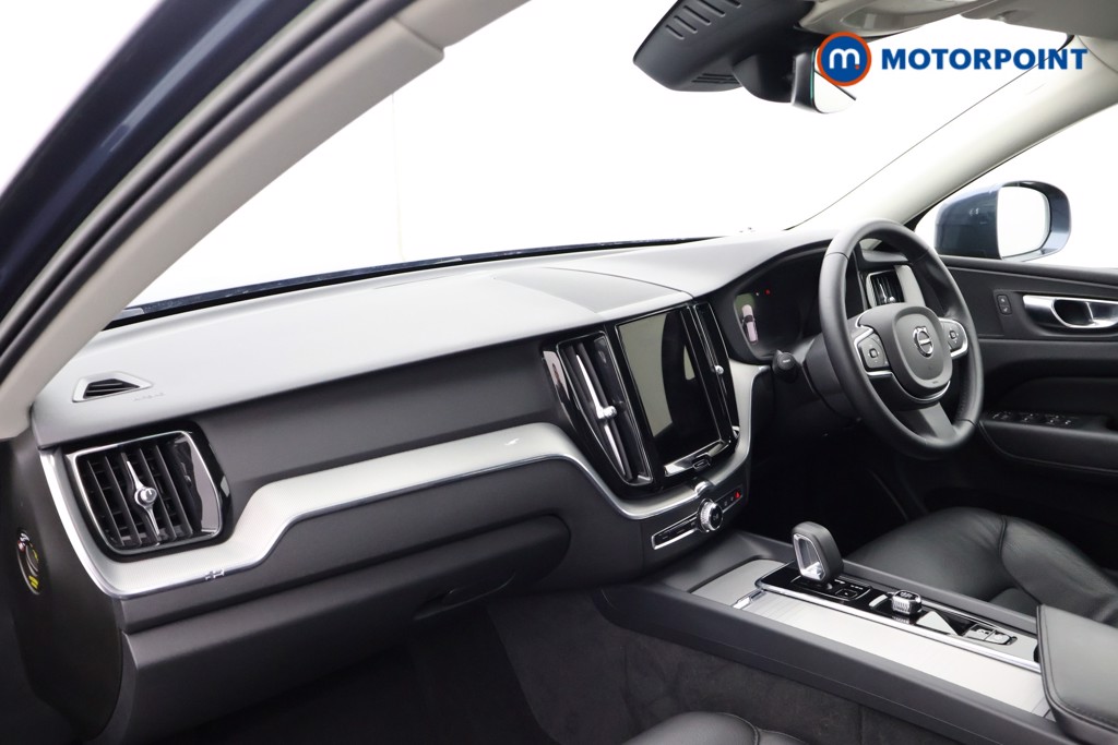 Volvo Xc60 Core Automatic Petrol SUV - Stock Number (1635119) - 17th supplementary image