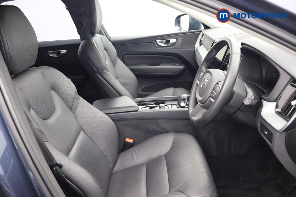 Volvo Xc60 Core Automatic Petrol SUV - Stock Number (1635221) - 13th supplementary image