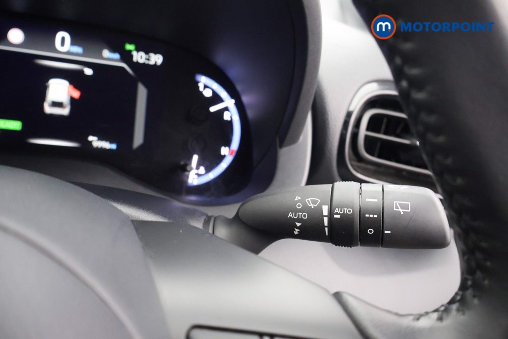 Toyota Yaris Cross Design Automatic Petrol-Electric Hybrid Estate - Stock Number (1635850) - 6th supplementary image