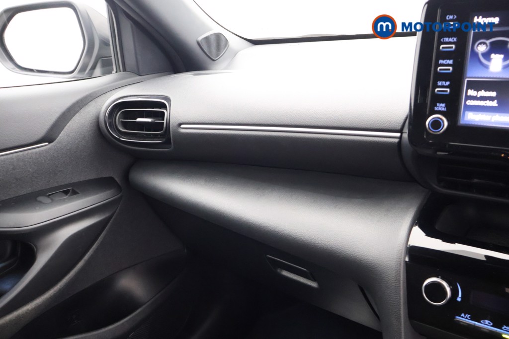 Toyota Yaris Cross Design Automatic Petrol-Electric Hybrid Estate - Stock Number (1635850) - 9th supplementary image