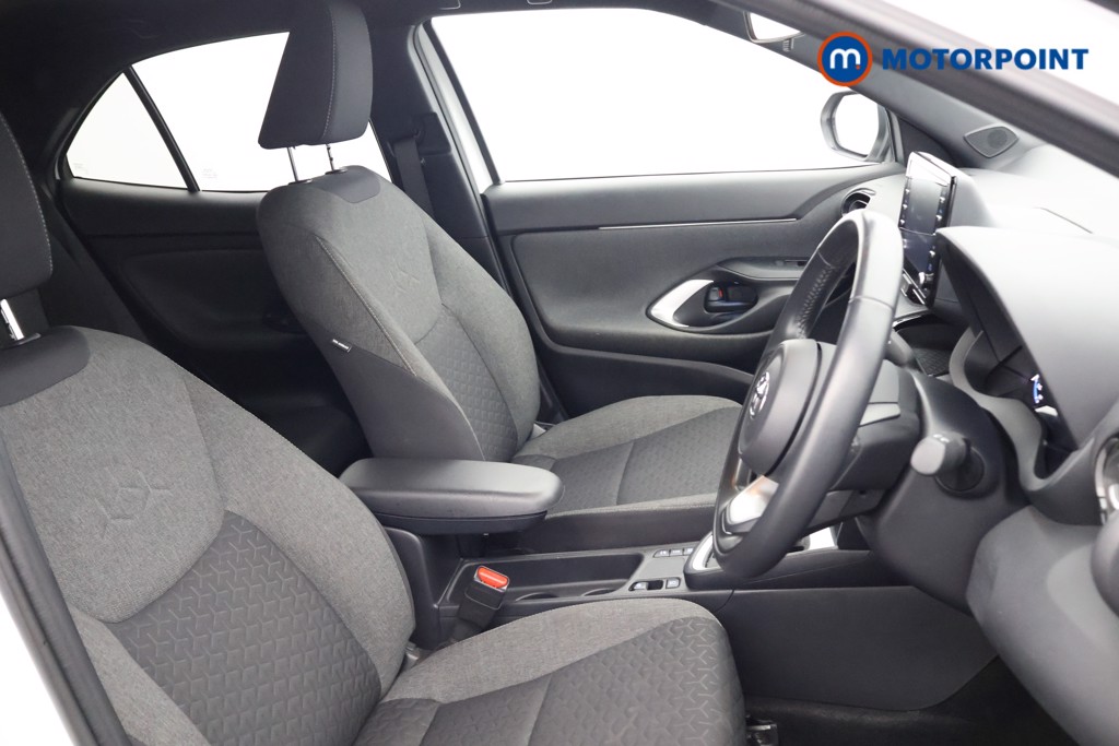 Toyota Yaris Cross Design Automatic Petrol-Electric Hybrid Estate - Stock Number (1635850) - 13th supplementary image