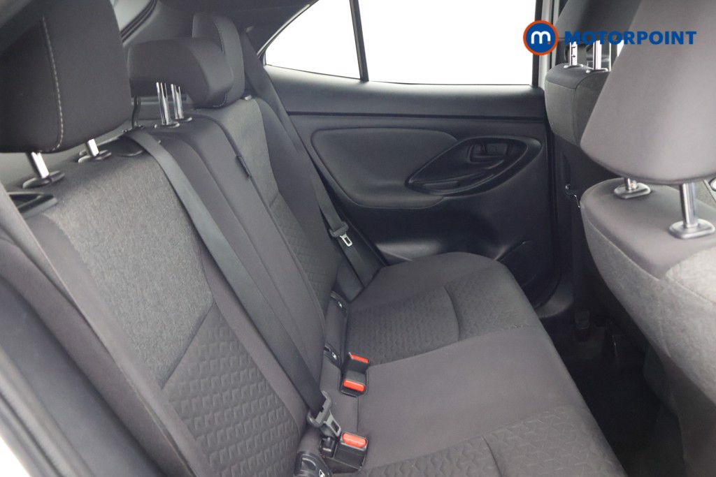 Toyota Yaris Cross Design Automatic Petrol-Electric Hybrid Estate - Stock Number (1635850) - 14th supplementary image