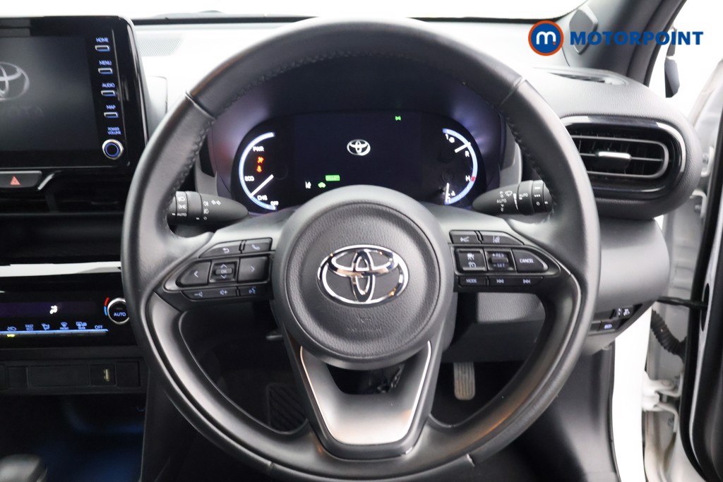 Toyota Yaris Cross Design Automatic Petrol-Electric Hybrid Estate - Stock Number (1635850) - 1st supplementary image