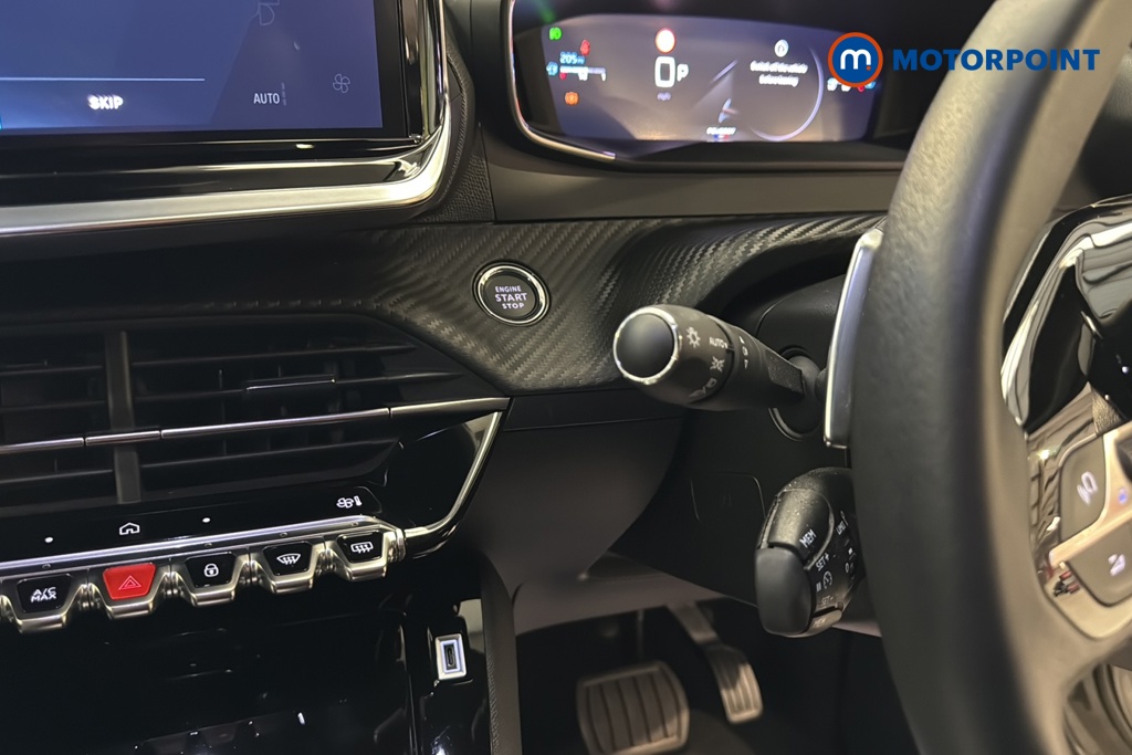 Peugeot 2008 Allure Automatic Petrol SUV - Stock Number (1642256) - 5th supplementary image