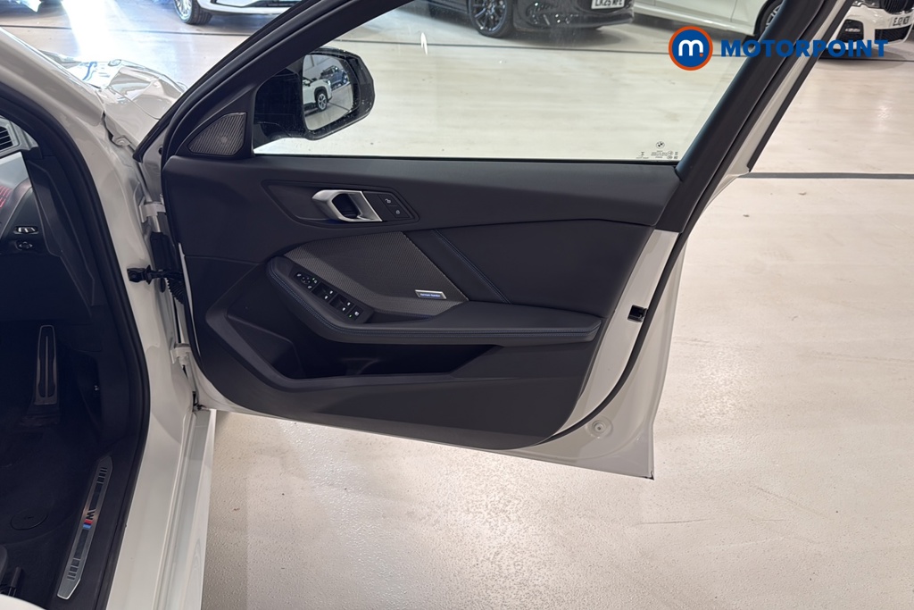 BMW 1 Series M135 Automatic Petrol Hatchback - Stock Number (1642757) - 18th supplementary image