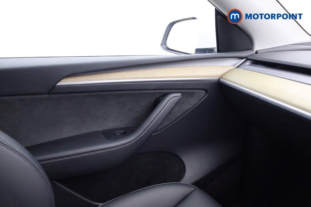 Tesla Model Y Long Range Automatic Electric SUV - Stock Number (1643288) - 8th supplementary image
