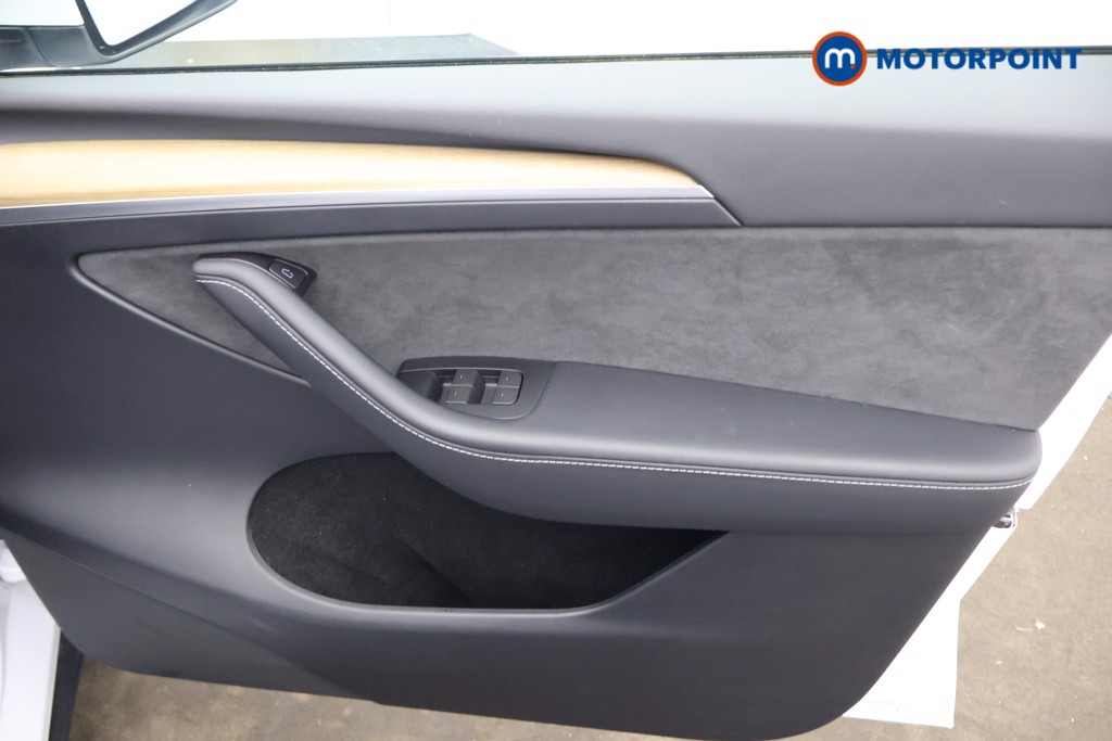 Tesla Model Y Long Range Automatic Electric SUV - Stock Number (1643288) - 9th supplementary image