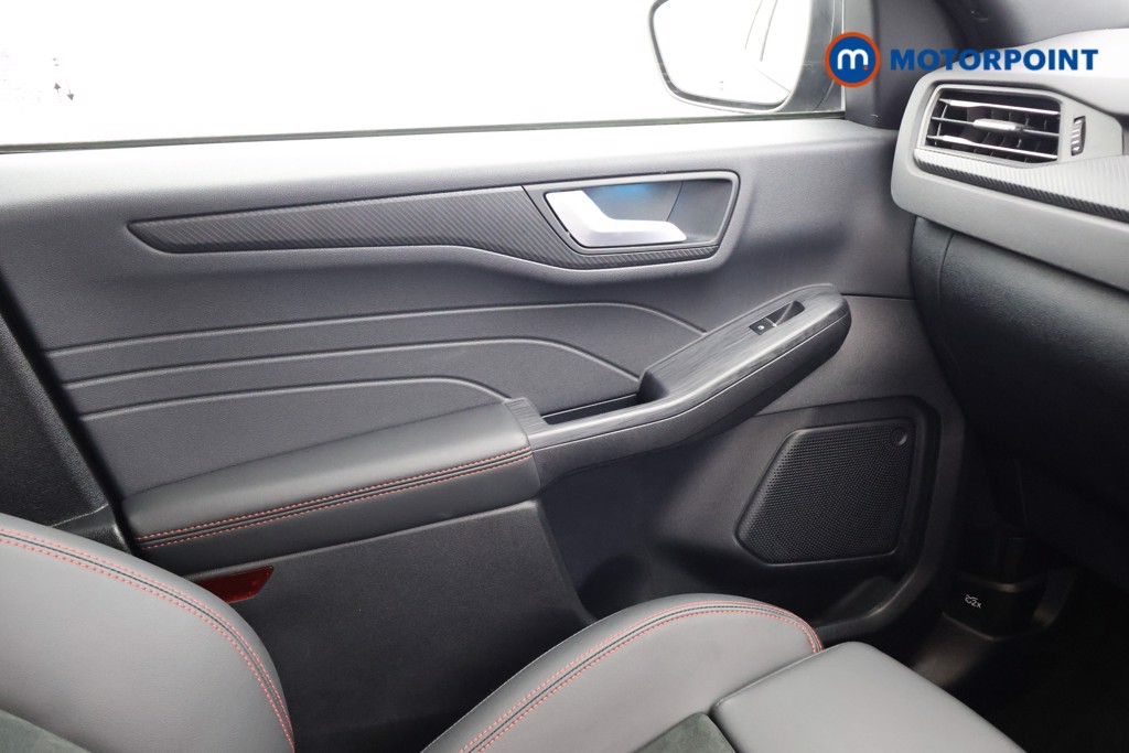 Ford Kuga St-Line Automatic Petrol-Electric Hybrid SUV - Stock Number (1644506) - 10th supplementary image