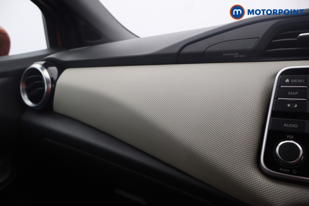 Nissan Micra Acenta Automatic Petrol Hatchback - Stock Number (1623876) - 9th supplementary image
