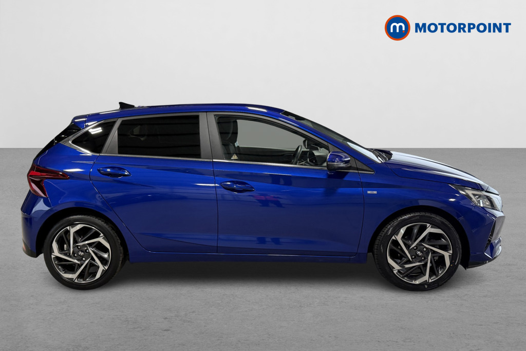 Hyundai I20 Premium Automatic Petrol Hatchback - Stock Number (1625842) - Drivers side