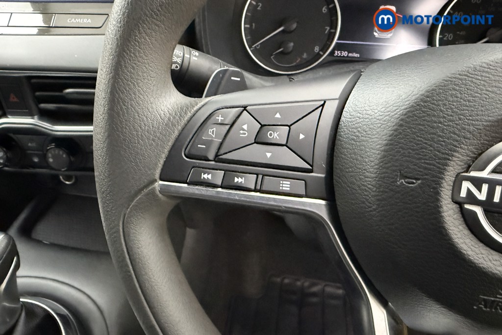 Nissan Juke Acenta Premium Automatic Petrol SUV - Stock Number (1628811) - 3rd supplementary image