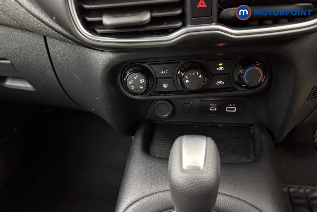 Nissan Juke Acenta Premium Automatic Petrol SUV - Stock Number (1628811) - 10th supplementary image