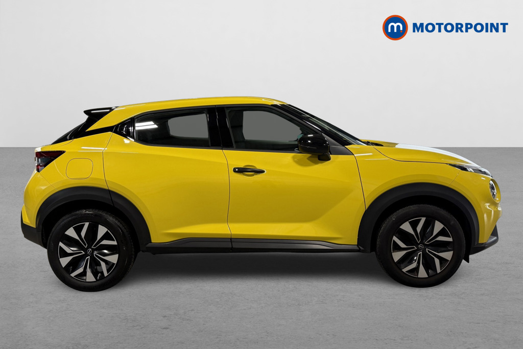 Nissan Juke Acenta Premium Automatic Petrol SUV - Stock Number (1628811) - Drivers side
