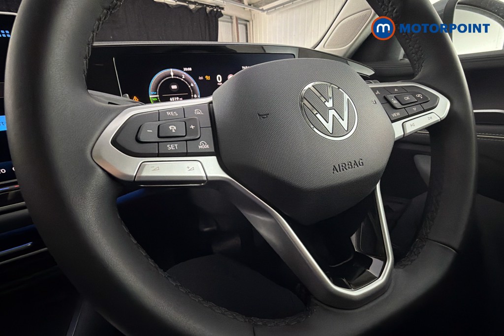 Volkswagen Passat Life Automatic Petrol Plug-In Hybrid Estate - Stock Number (1632883) - 5th supplementary image