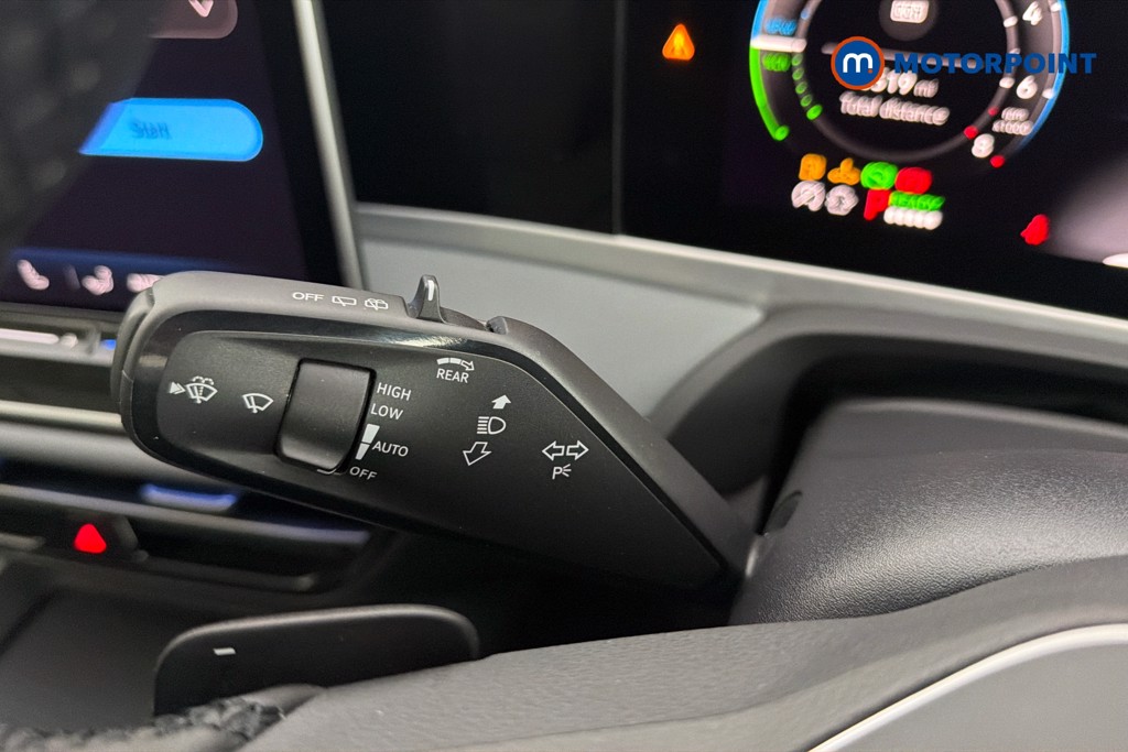 Volkswagen Passat Life Automatic Petrol Plug-In Hybrid Estate - Stock Number (1632883) - 6th supplementary image