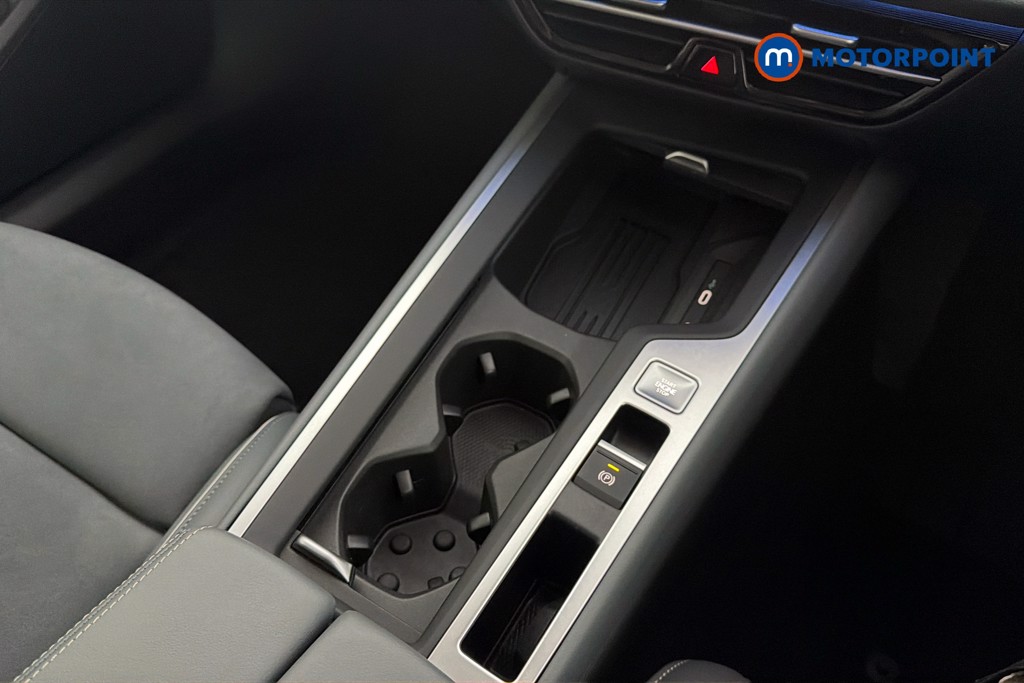 Volkswagen Passat Life Automatic Petrol Plug-In Hybrid Estate - Stock Number (1632883) - 16th supplementary image