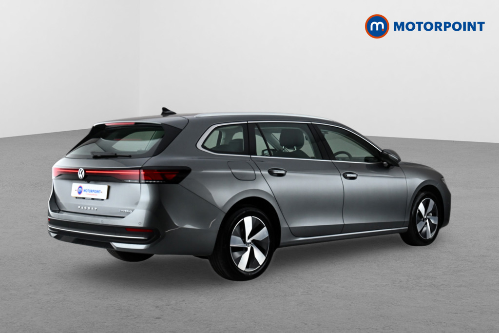 Volkswagen Passat Life Automatic Petrol Plug-In Hybrid Estate - Stock Number (1632883) - Drivers side rear corner