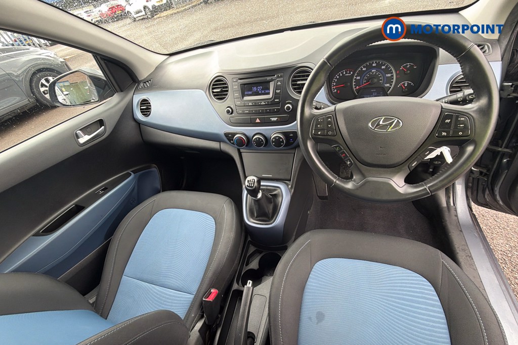 Hyundai I10 Premium Manual Petrol Hatchback - Stock Number (1634198) - 1st supplementary image