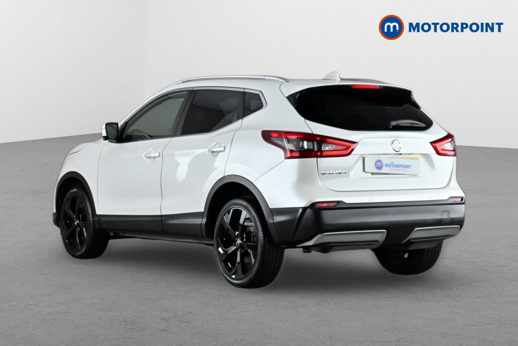 Nissan Qashqai Tekna Manual Diesel SUV - Stock Number (1634755) - Passenger side rear corner